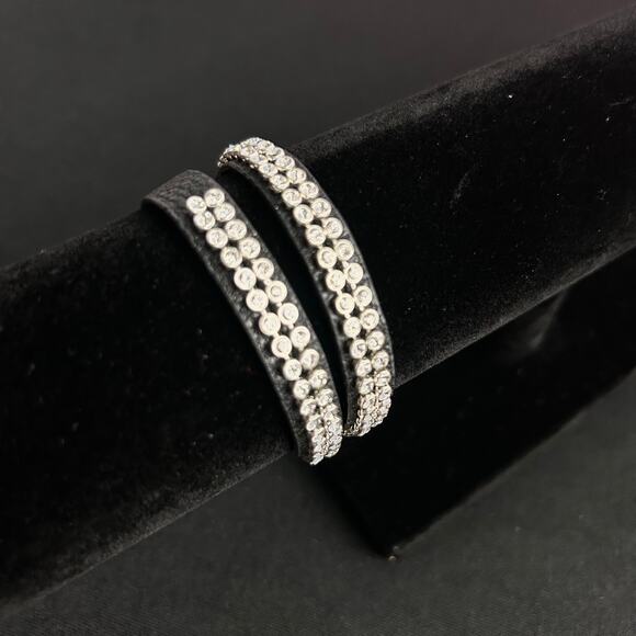 Chloe + Isabel Leather Double Wrap Rhinestone Black Bracelet Adjustable - Picture 6 of 6